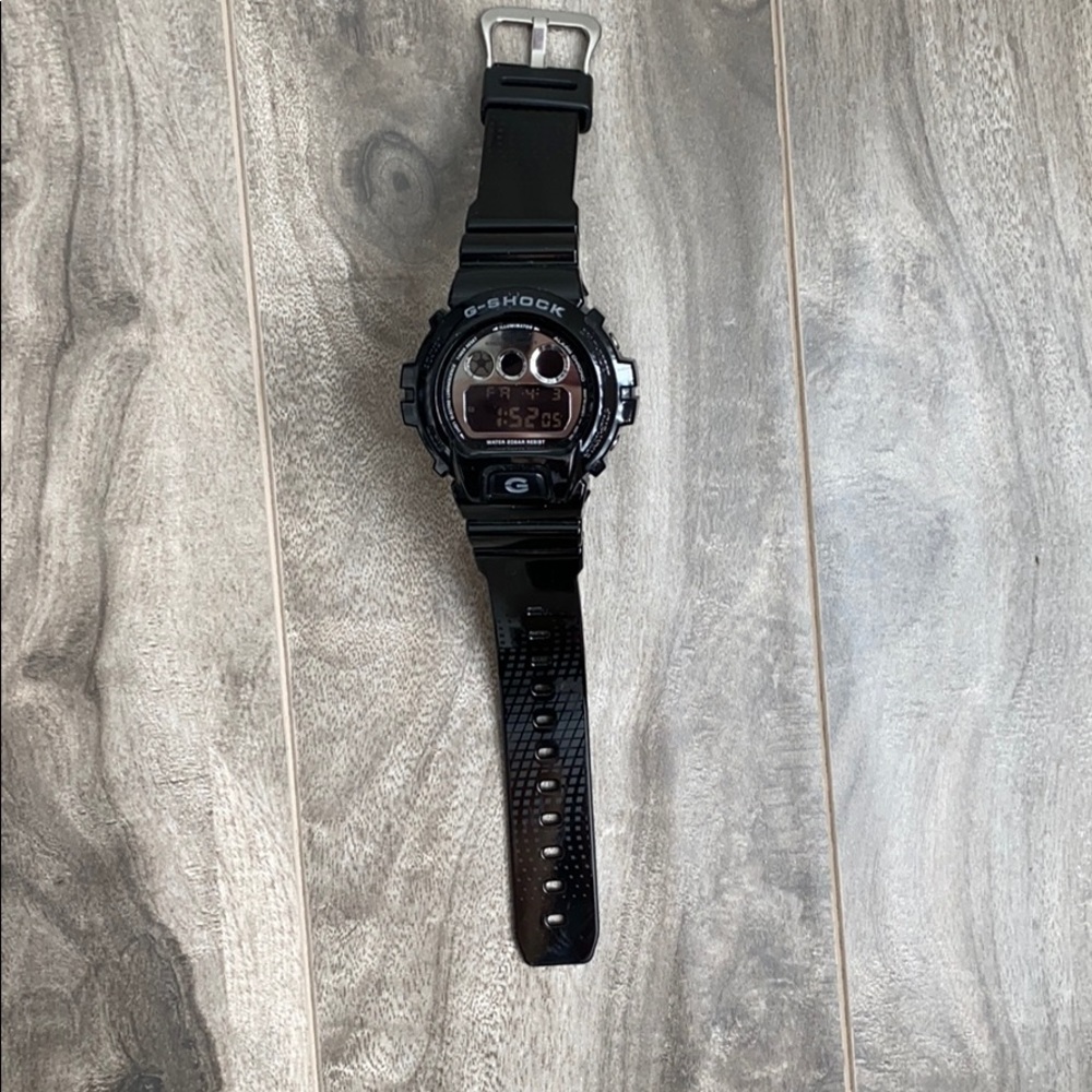 Men’s G-SHOCK watch - Picture 2 of 4
